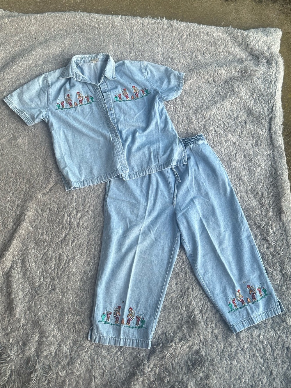 Woman’s Denim Set With Aztec Design